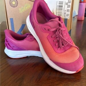 Girls Kizik Athens 2